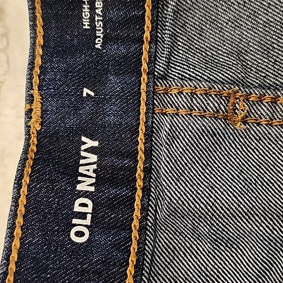 NWT girl Old Navy shorts - Picture 3 of 7